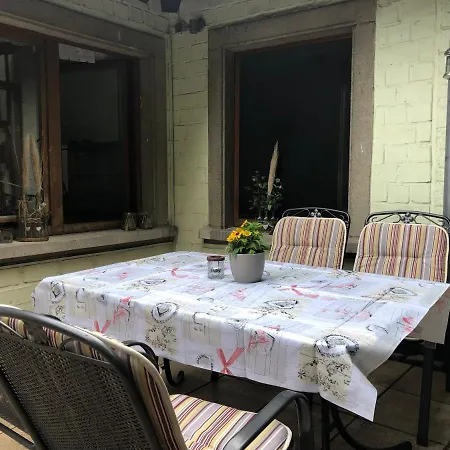 アパート Workers Fuer 4-14 Pers, Parkplatz, Wlan, Einzelbetten