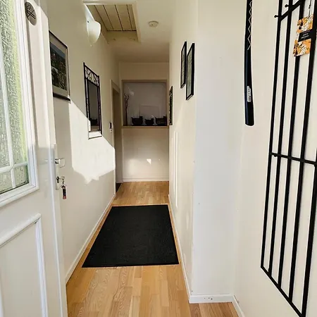 Workers Fuer 4-14 Pers, Parkplatz, Wlan, Einzelbetten アパート