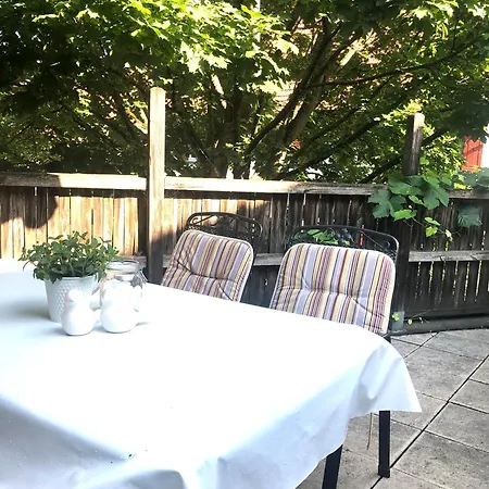 Workers Fuer 4-14 Pers, Parkplatz, Wlan, Einzelbetten * Gundersheim