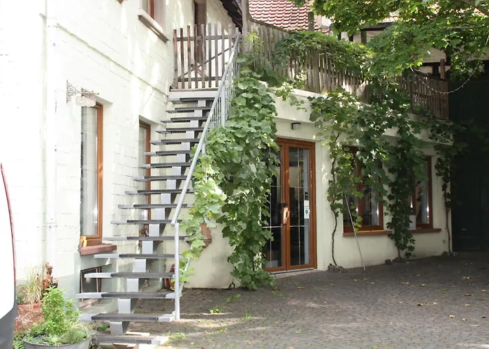 Workers Fuer 4-14 Pers, Parkplatz, Wlan, Einzelbetten Lägenhet Gundersheim