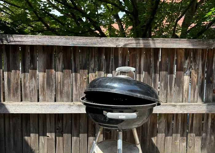 Workers Fuer 4-14 Pers, Parkplatz, Wlan, Einzelbetten Lägenhet *