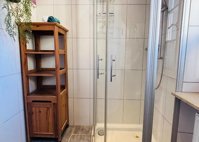 Workers Fuer 4-14 Pers, Parkplatz, Wlan, Einzelbetten Lägenhet Gundersheim